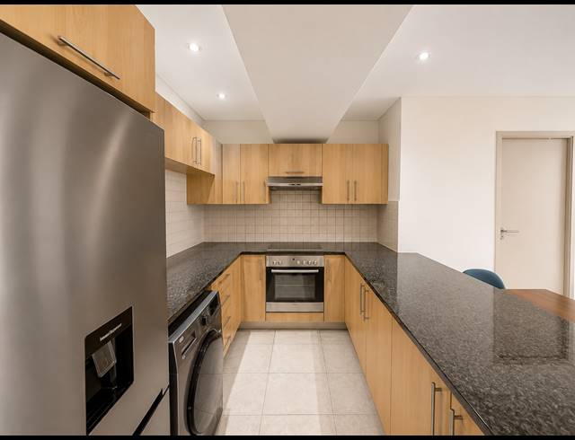 2 BEDROOM APARTMENT FOR SALE IN CAPE TOWN CITY CENTRE